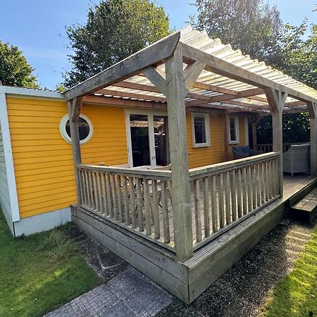 Ruime 5-Persoons Chalet Aan Het Bergumermeer Suameer Zewnętrze zdjęcie